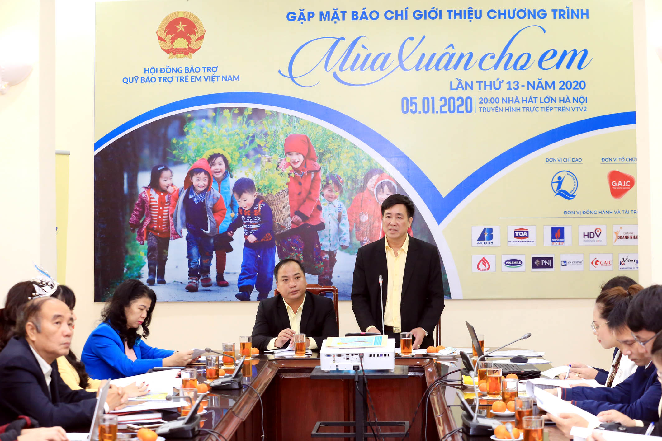 Cổng TTĐT Bộ Lao động- Thương binh và Xã hội Anh-2b---5832_1.jpg