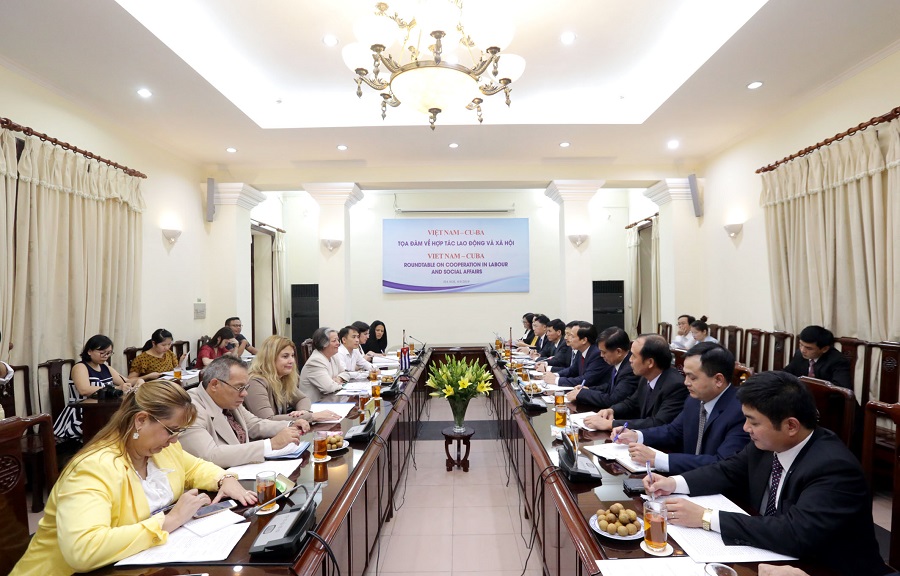 Cổng TTĐT Bộ Lao động- Thương binh và Xã hội Anh-3b---2145.jpg