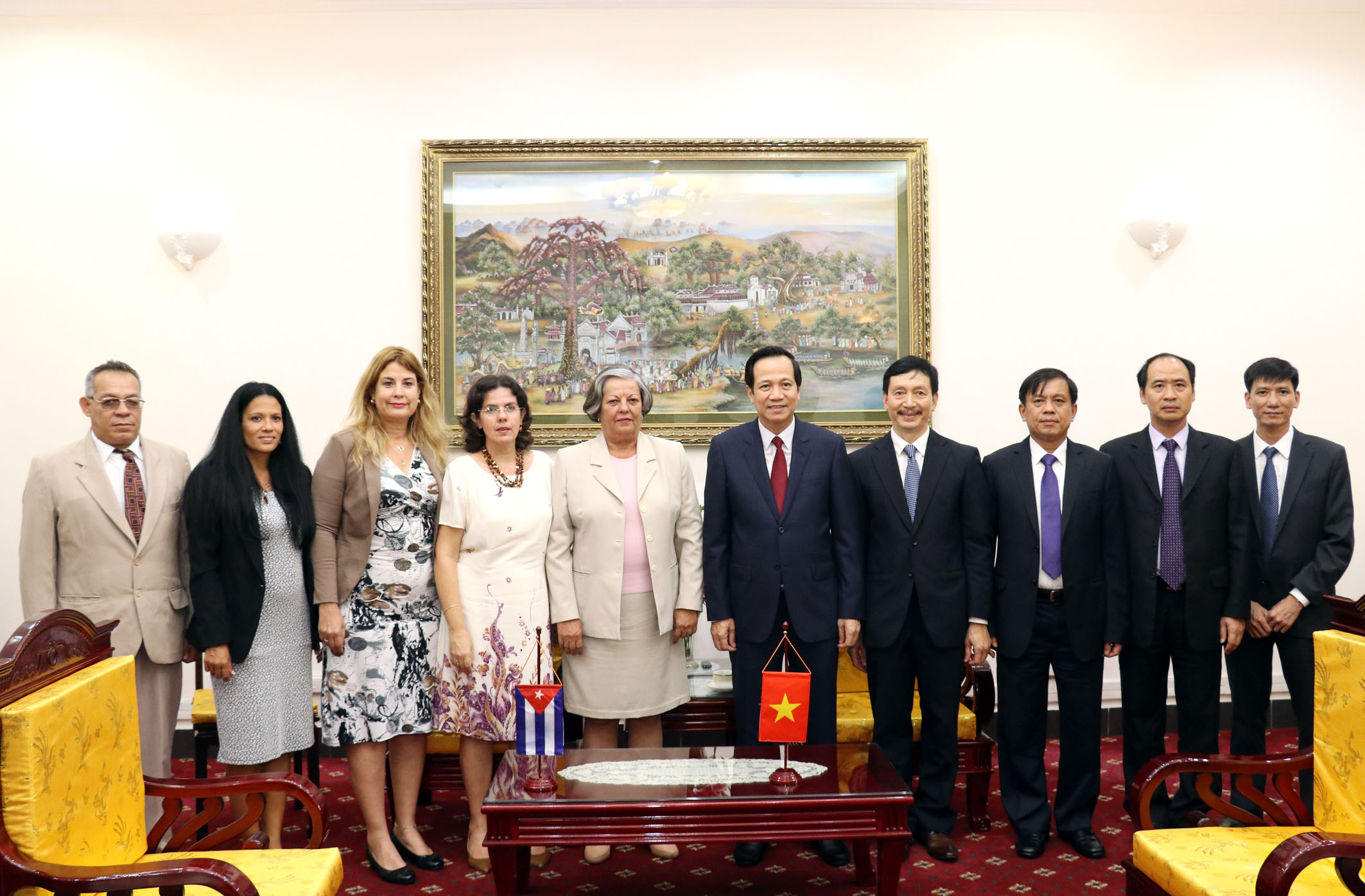 Cổng TTĐT Bộ Lao động- Thương binh và Xã hội Anh-7a---3272.jpg