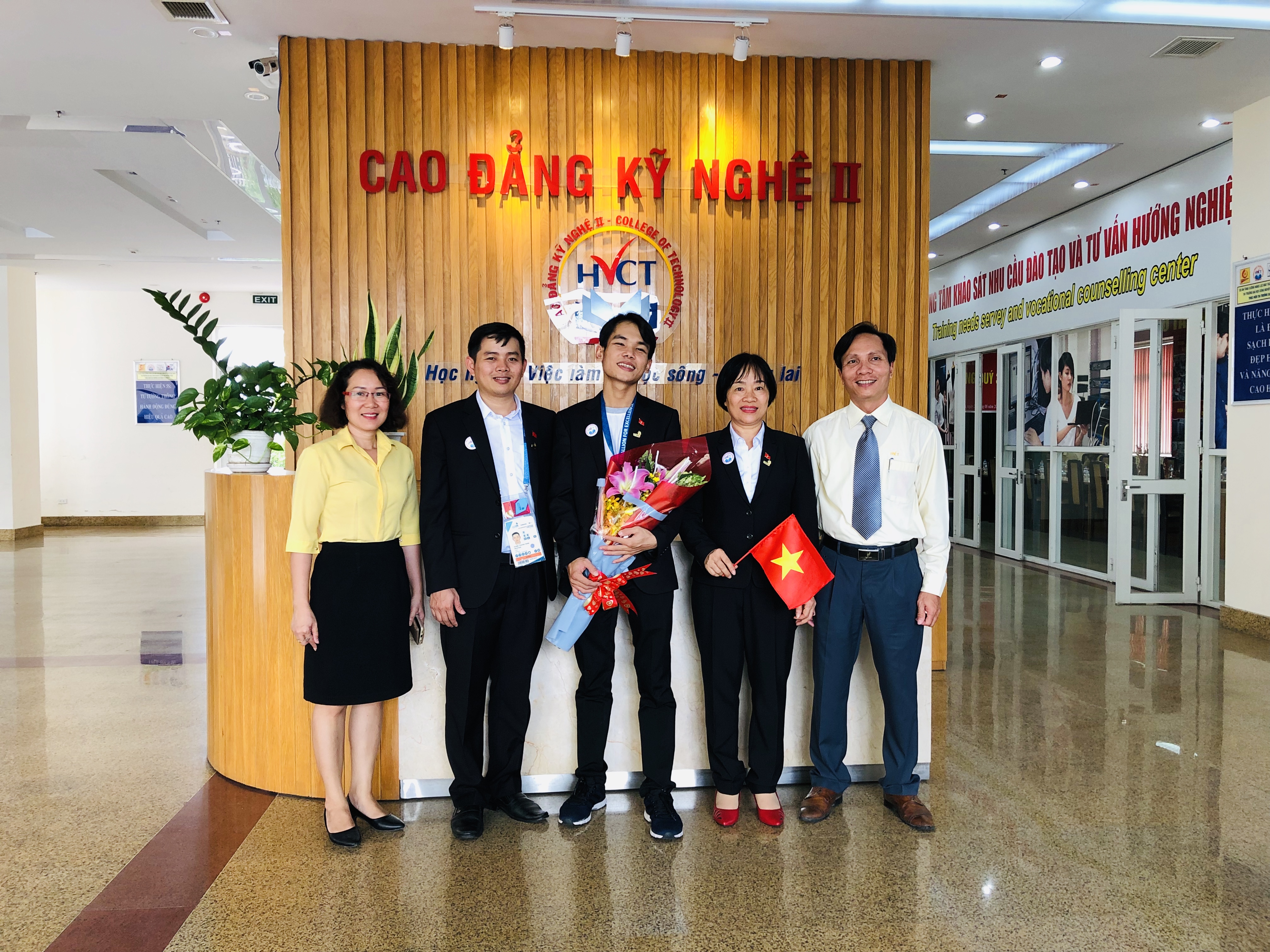 Cổng TTĐT Bộ Lao động- Thương binh và Xã hội Anh-chuc-mung_1.jpg