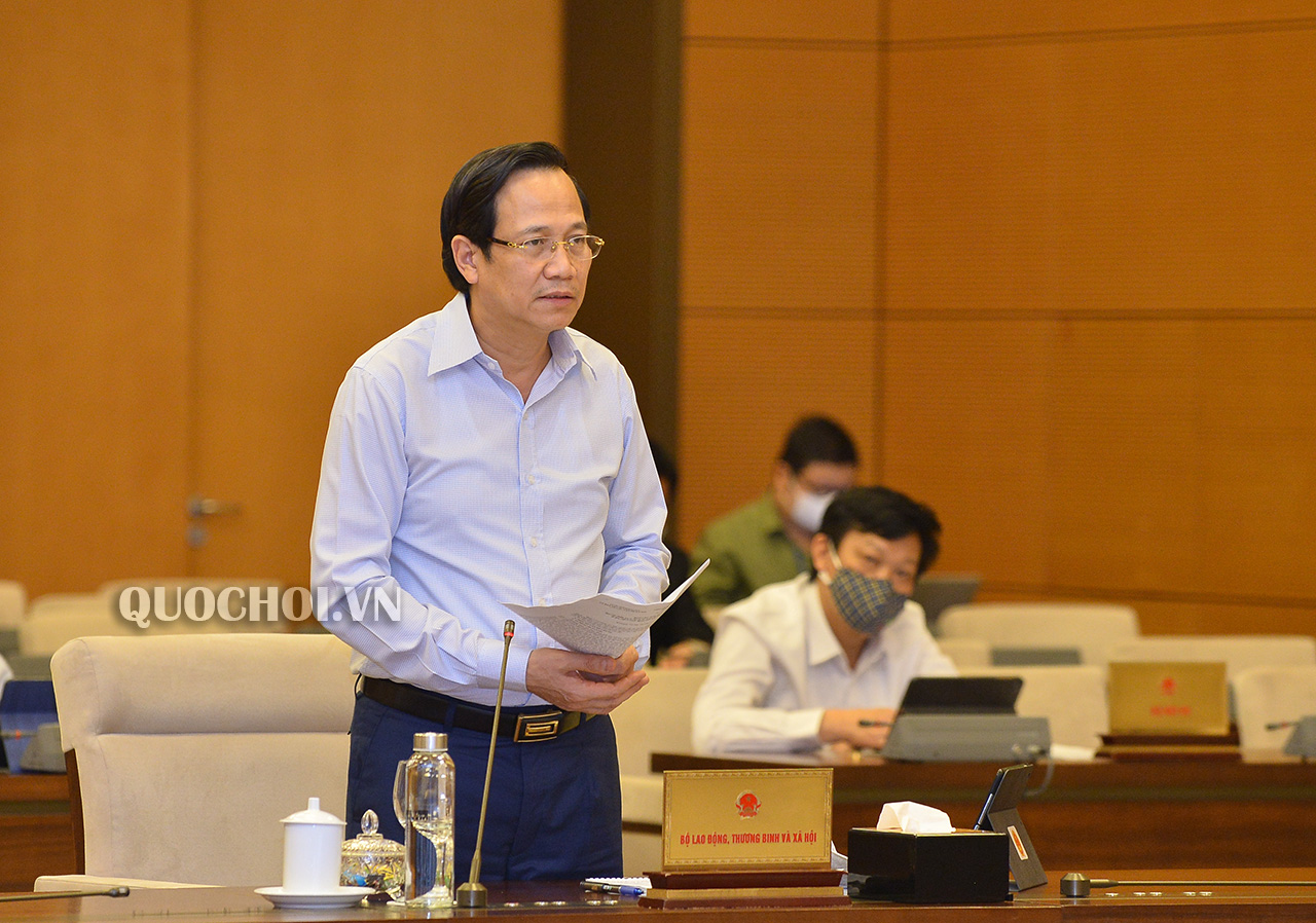Bộ-trưởng-Bộ-Lao-động---Thương-binh-và-Xã-hội-Đào-Ngọc-Dung-2-copy.jpg