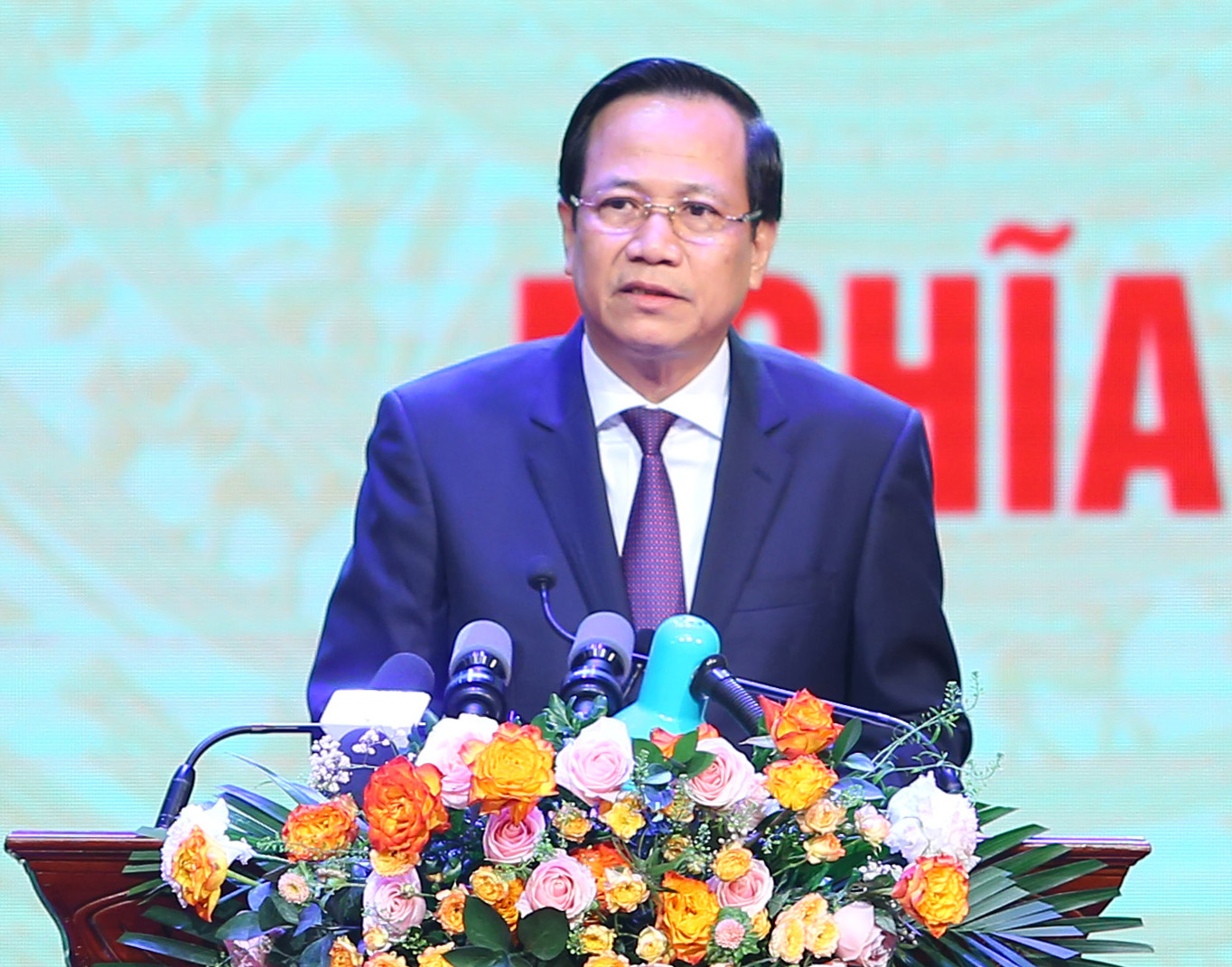 Việc chăm sóc thương binh, bệnh binh, gia đình liệt sĩ và người có công là vinh dự, là trách nhiệm của các cấp, các ngành, tổ chức chính trị - xã hội và của mọi người, của thế hệ hôm nay và mai sau