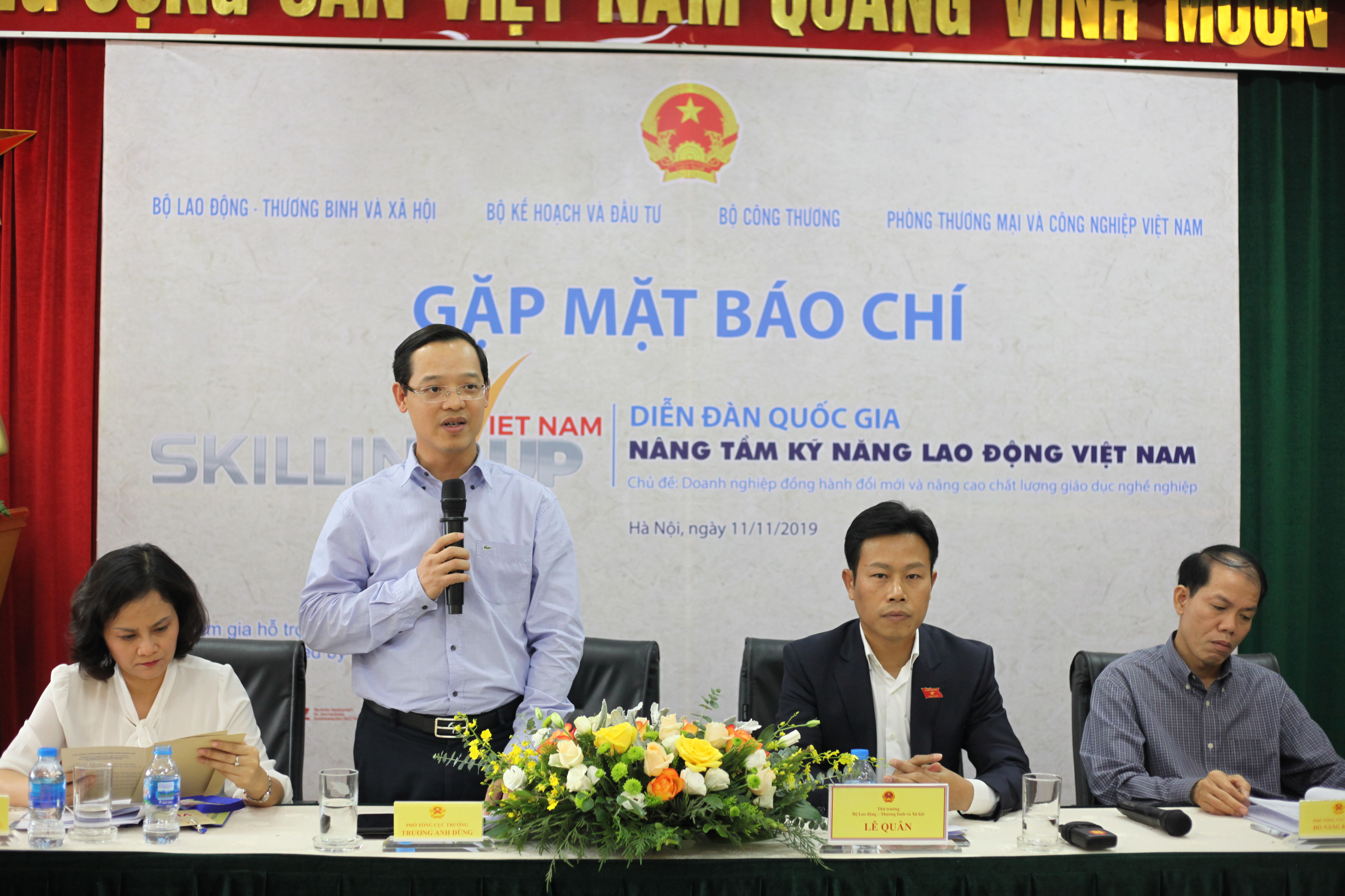 Cổng TTĐT Bộ Lao động- Thương binh và Xã hội IMG-4888.JPG