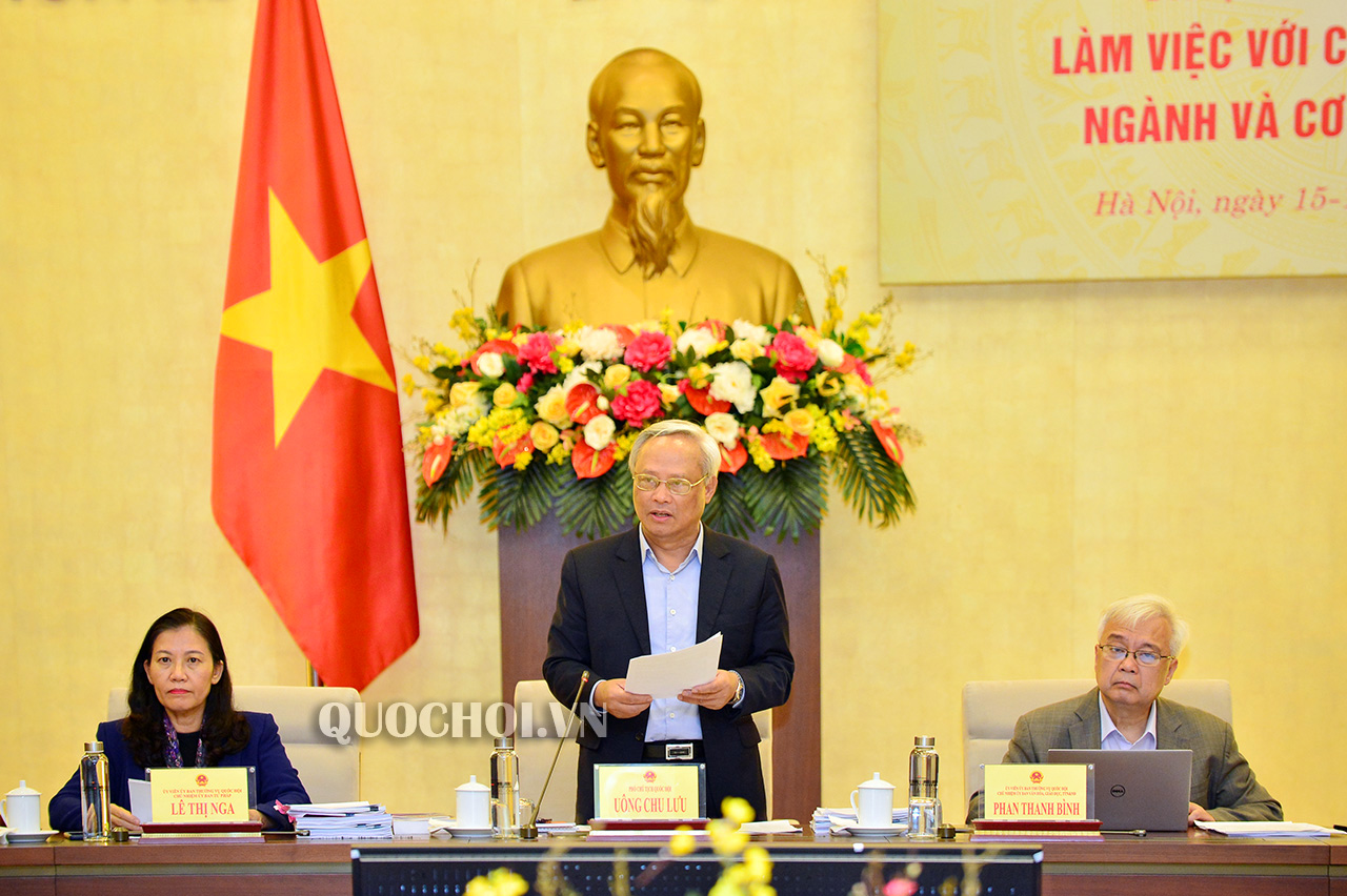 Cổng TTĐT Bộ Lao động- Thương binh và Xã hội 15.1.2020-giam-sat-tre-em1.jpg