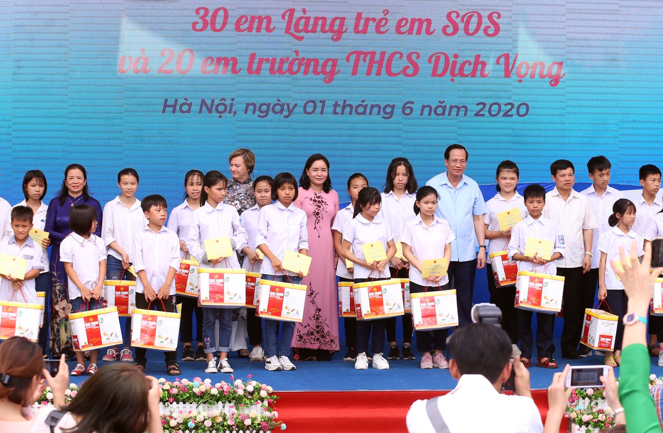 Cổng TTĐT Bộ Lao động- Thương binh và Xã hội Anh-7a---7895.jpg
