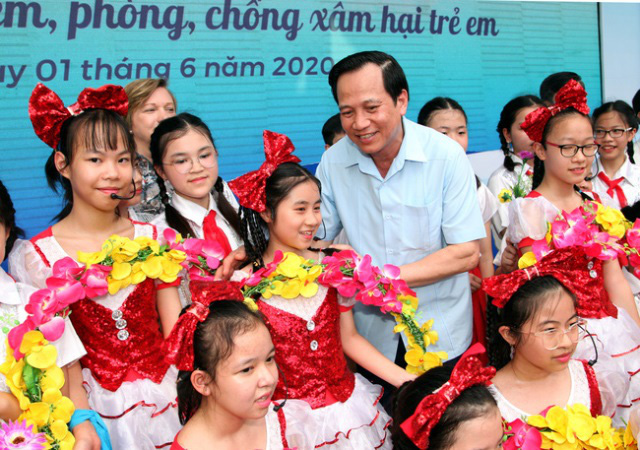 images2291050phatdongthanghanhdongtreem2-1591165157241484137678.jpg