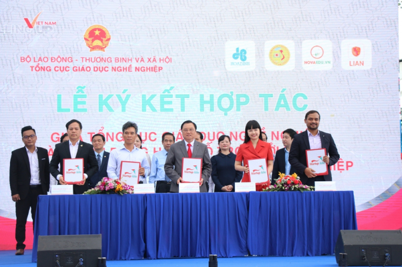 Các đơn vị ký kết hợp tác trong khuôn khổ chương trình