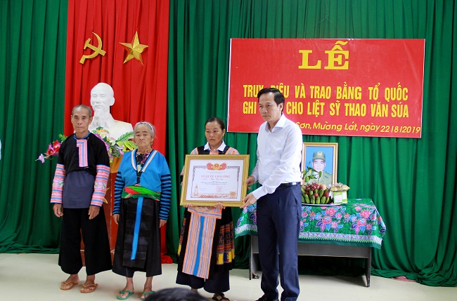 Bộ trưởng Đào Ngọc Dung: Liệt sĩ Thao Văn Súa là tấm gương hy sinh vì nước, vì dân   - Ảnh 1