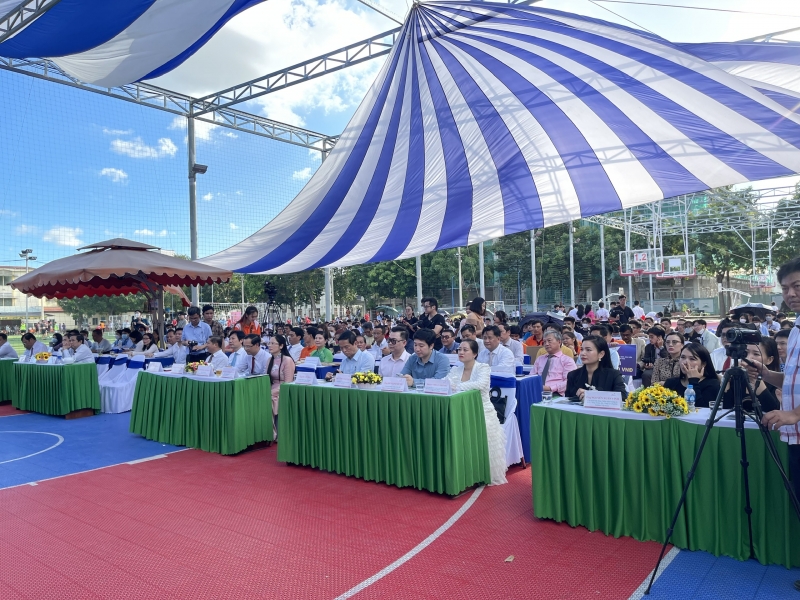 Các đại biểu dự lễ bế mạc và trao giải cuộc thi.