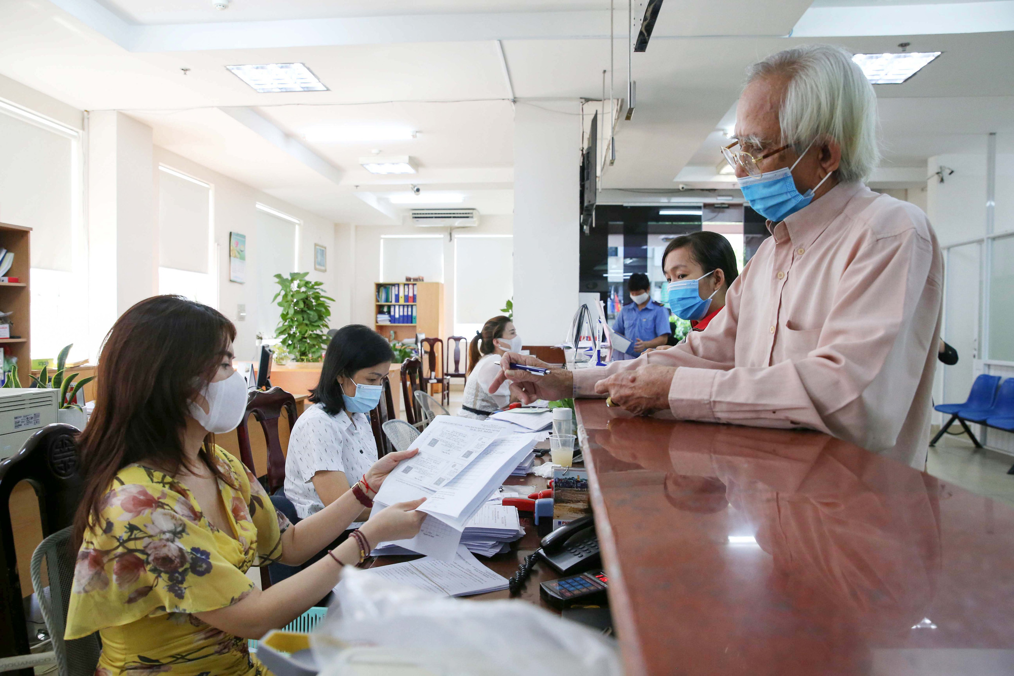 Thủ tục thực hiện, điều chỉnh, thôi hưởng trợ cấp xã hội hàng tháng, hỗ trợ kinh phí chăm sóc, nuôi dưỡng hàng tháng ( 07/04/2023 )