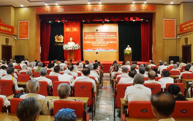 Gần 1.000 cán bộ công an hy sinh khi chi viện cho chiến trường miền Nam - 1 Gần 1.000 cán bộ công an hy sinh khi chi viện cho chiến trường miền Nam - 1