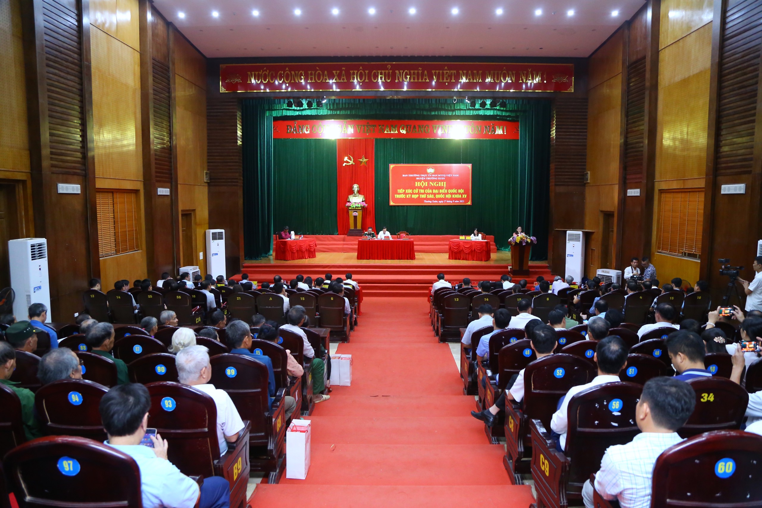 Bộ trưởng Đào Ngọc Dung tiếp xúc cử tri tỉnh Thanh Hóa trước kỳ họp thứ 6, Quốc hội khóa XV