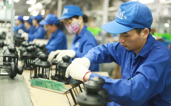 Thu nhập bình quân tháng của người lao động trong quý IV là 5,3 triệu đồng, tăng so với quý trước