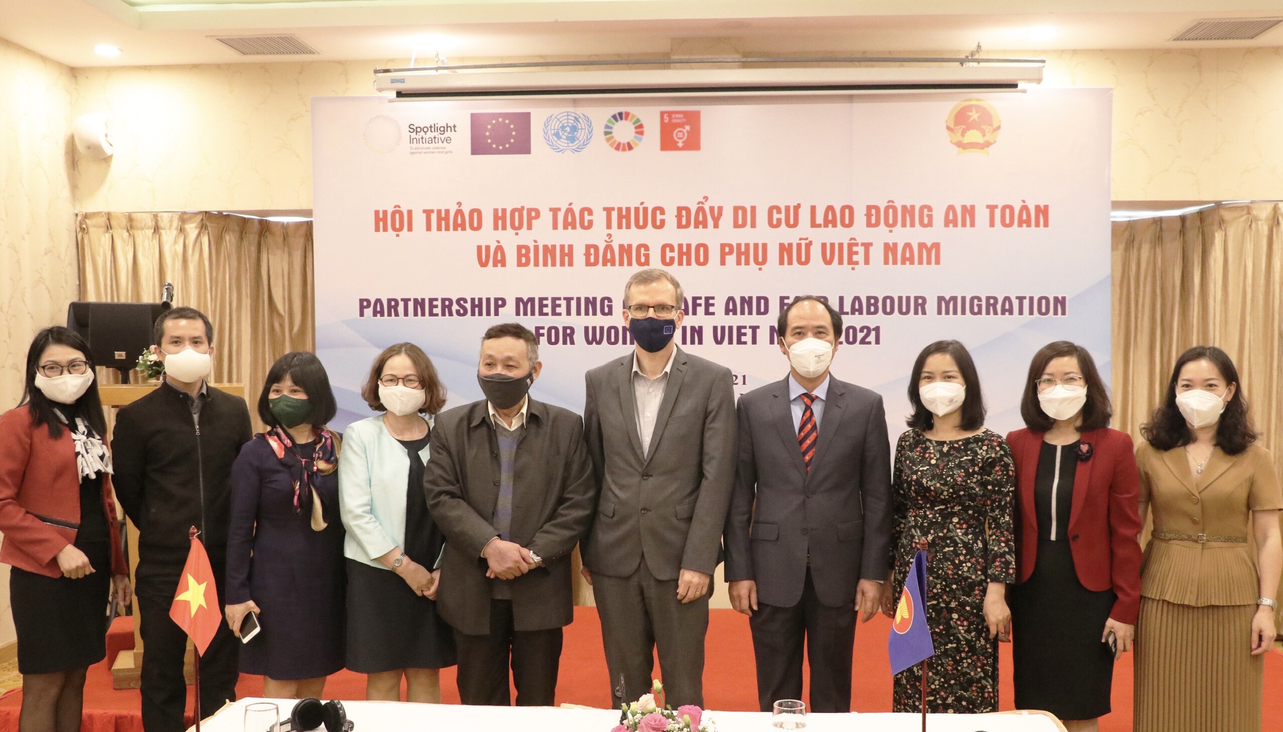 Thúc đẩy di cư lao động an toàn và bình đẳng cho phụ nữ Việt Nam