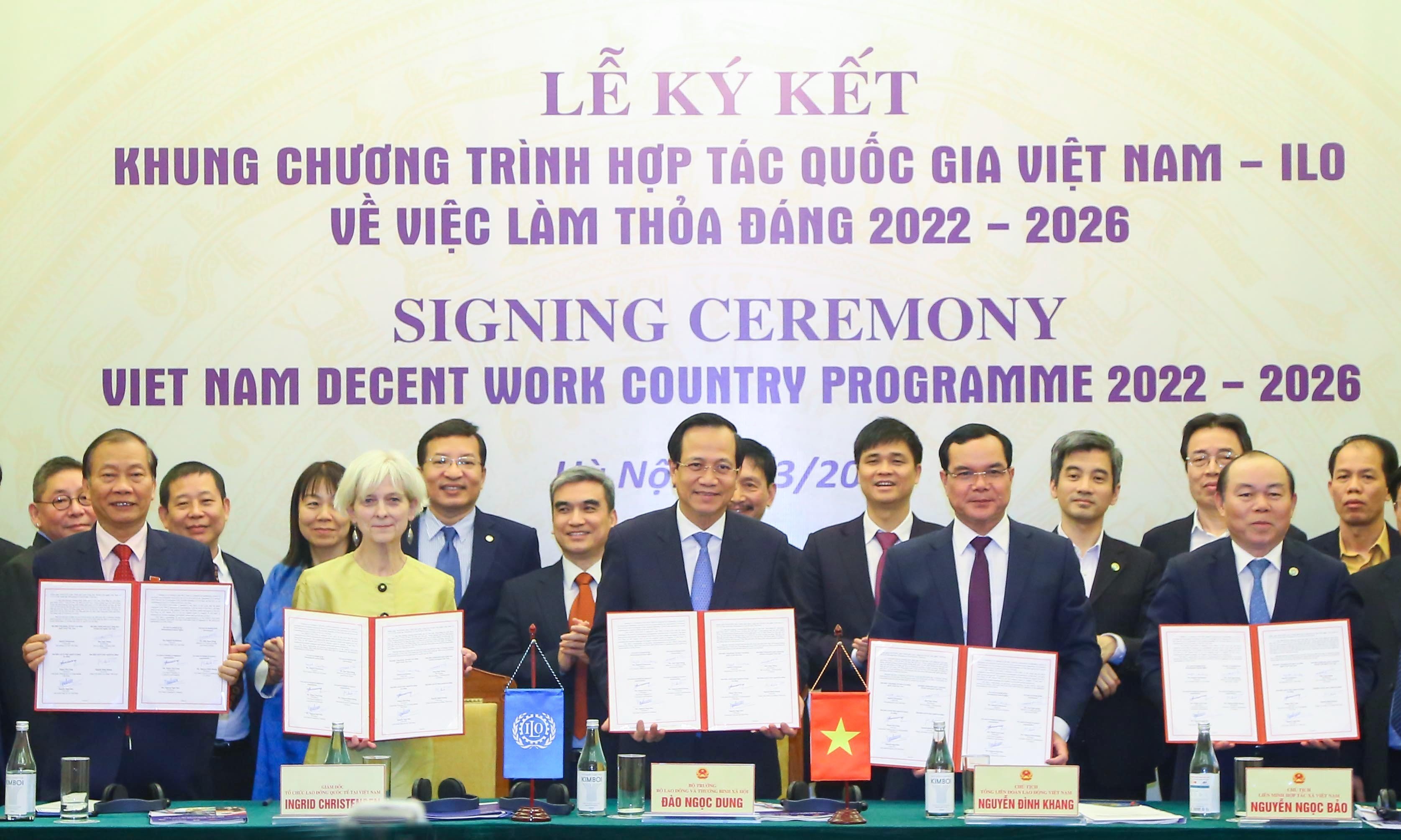 Lễ ký kết Khung Chương trình hợp tác Quốc gia Việt Nam – ILO về Việc làm thỏa đáng giai đoạn 2022 -2026