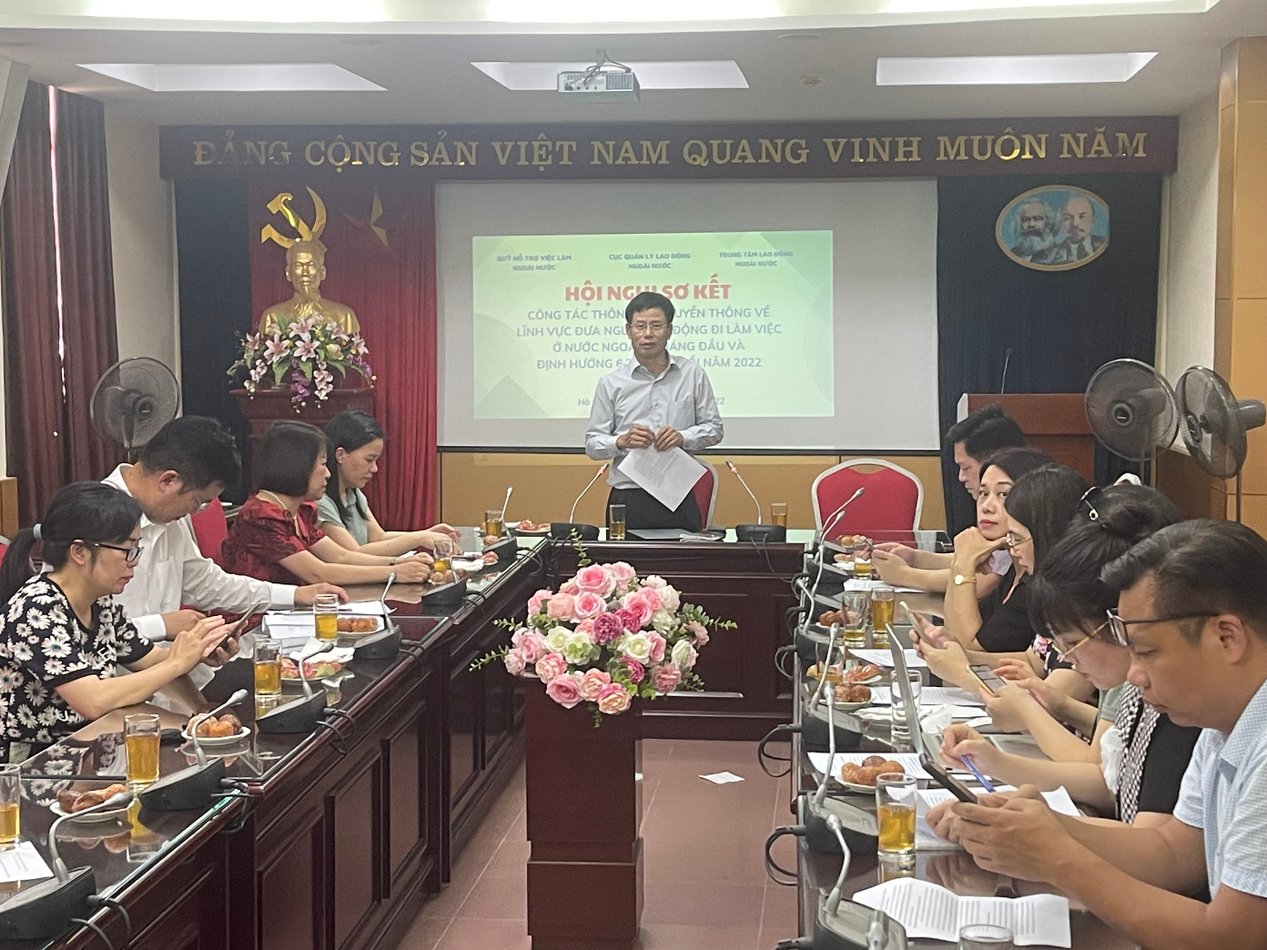 Thủ tướng Chính phủ bổ nhiệm lại Thứ trưởng Lê Tấn Dũng