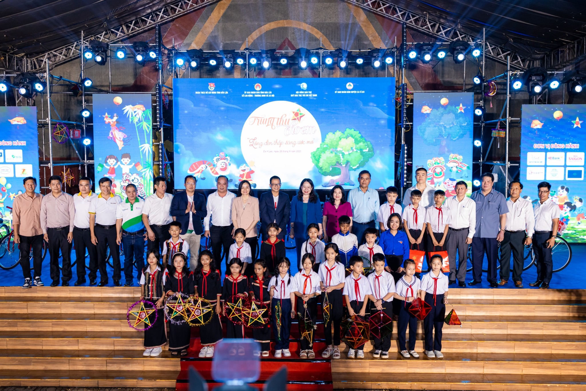 Cổng TTĐT Bộ Lao động- Thương binh và Xã hội 383741357-632226785761983-7046885541244521379-n_1.jpg