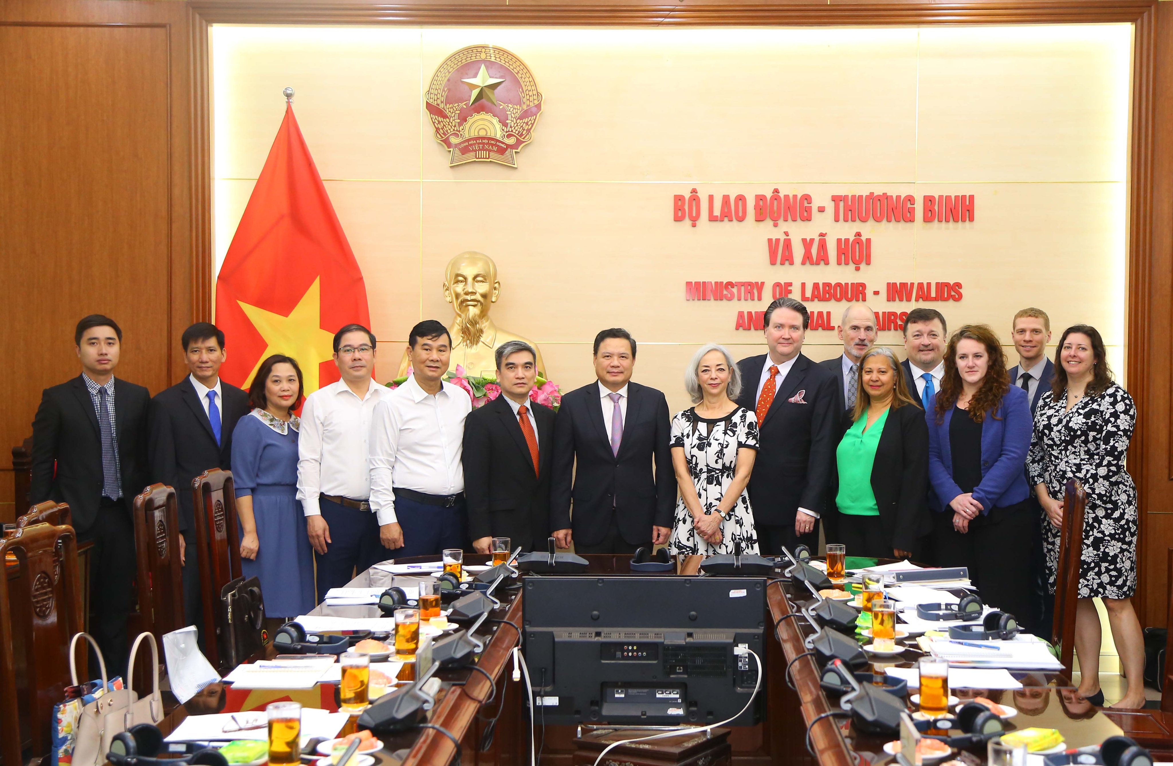 c605ef819d155b4b0204.jpg