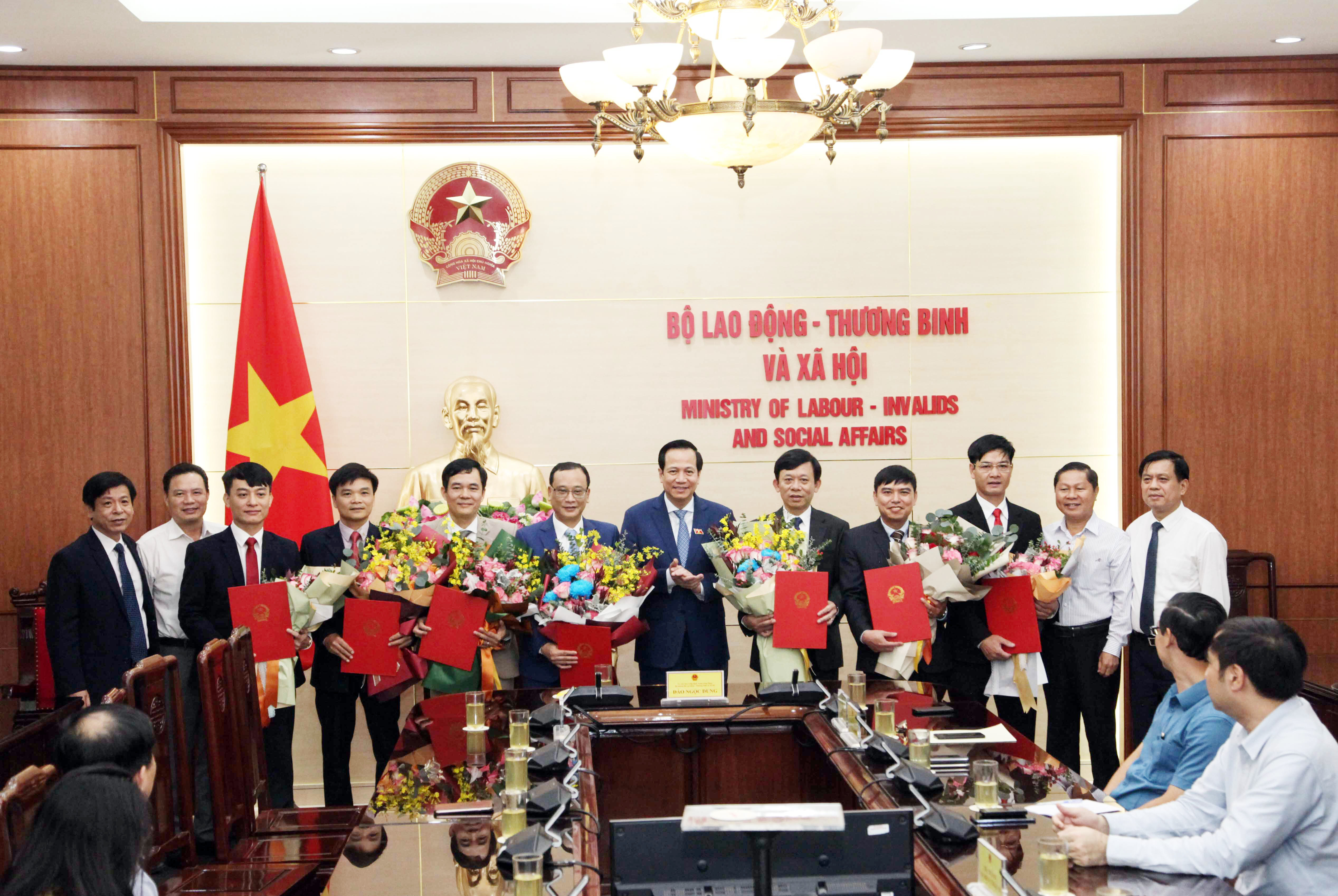 Cổng TTĐT Bộ Lao động- Thương binh và Xã hội 112316.jpg