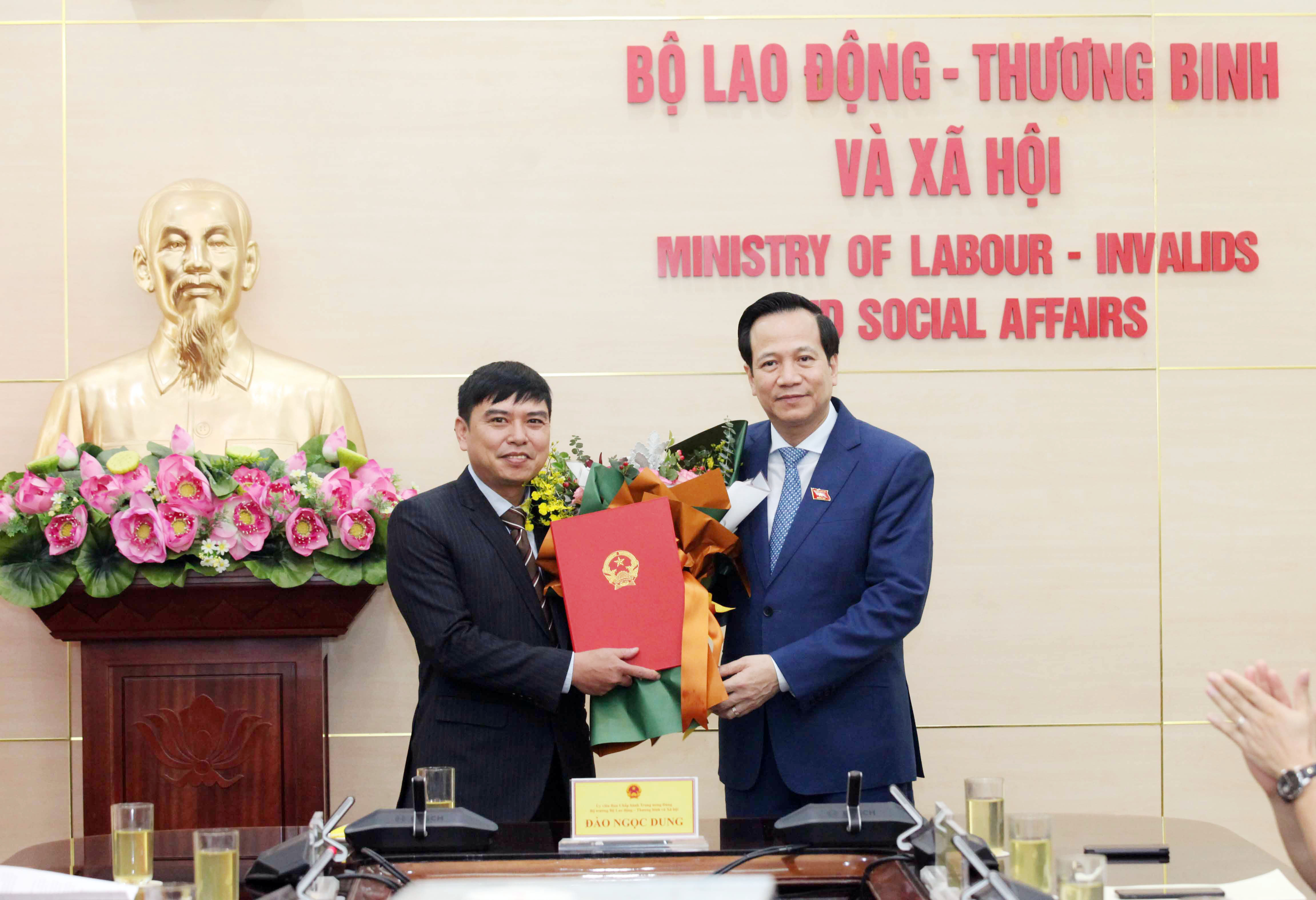 Cổng TTĐT Bộ Lao động- Thương binh và Xã hội 113557_1.jpg