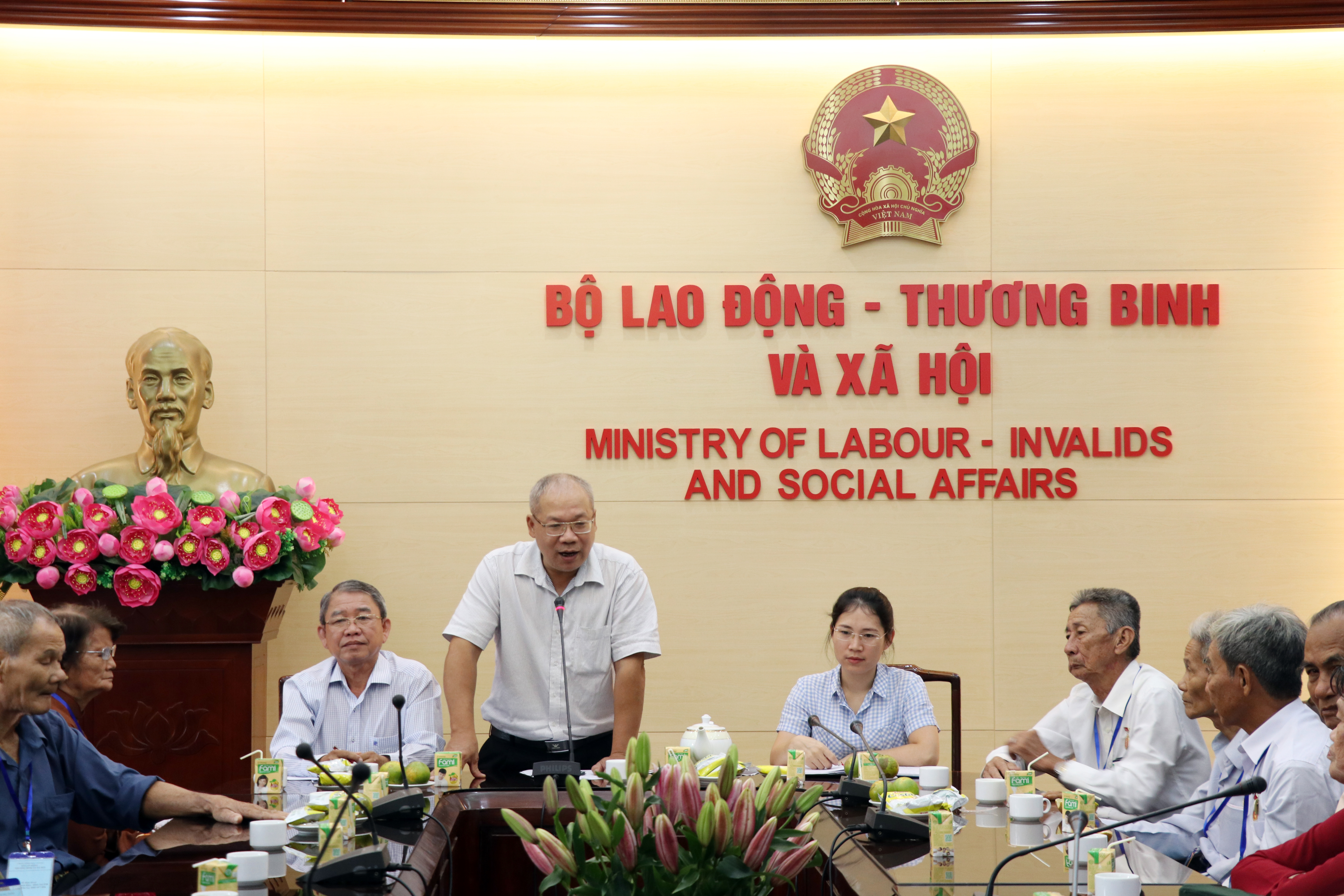 Cổng TTĐT Bộ Lao động- Thương binh và Xã hội IMG-6357.jpg