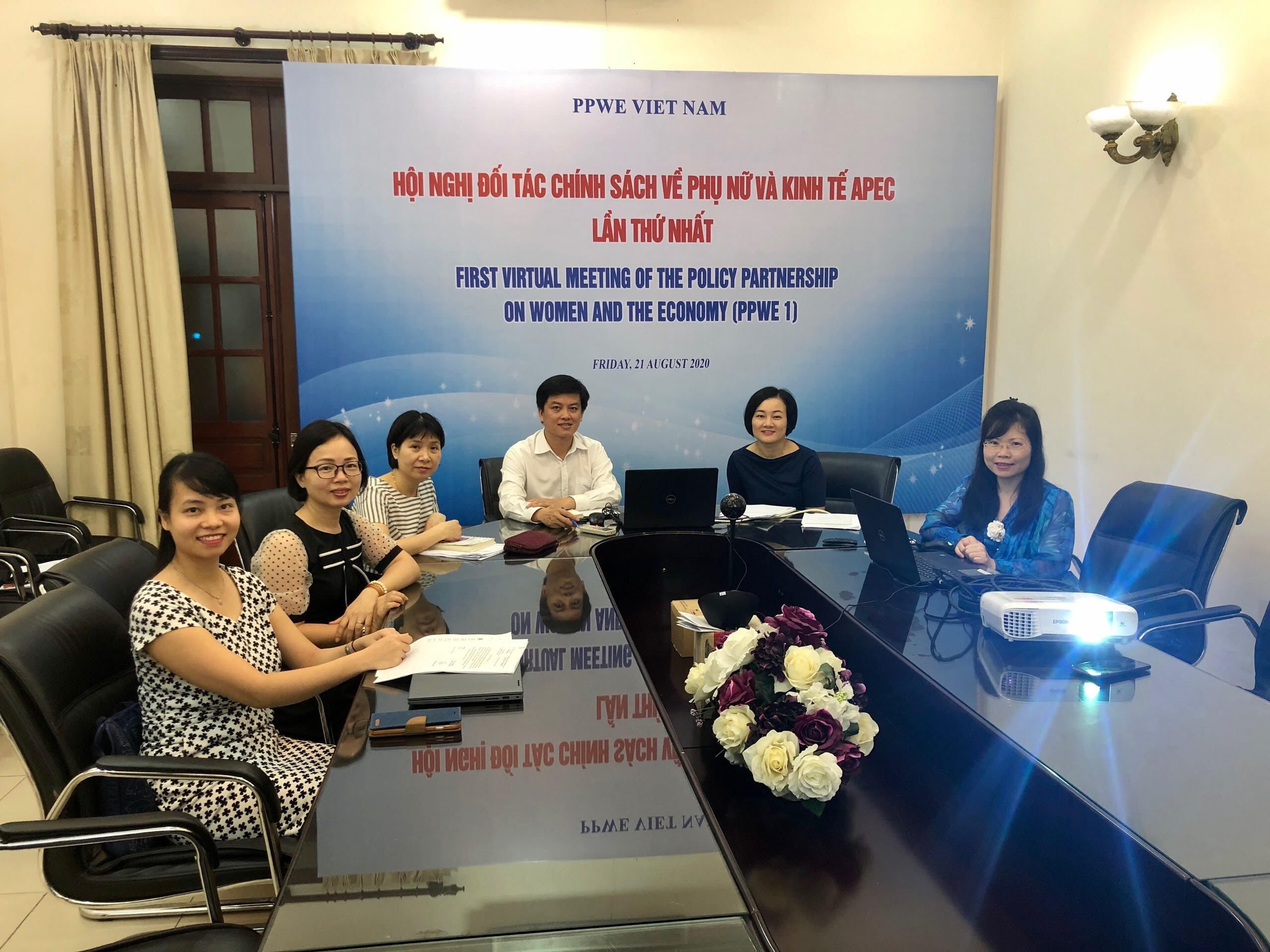 Họp-PPWE-1---2020.jpg