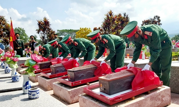 Kon Tum: Đầu tư xây mới mở rộng nghĩa trang liệt sĩ và nhà bia tưởng niệm