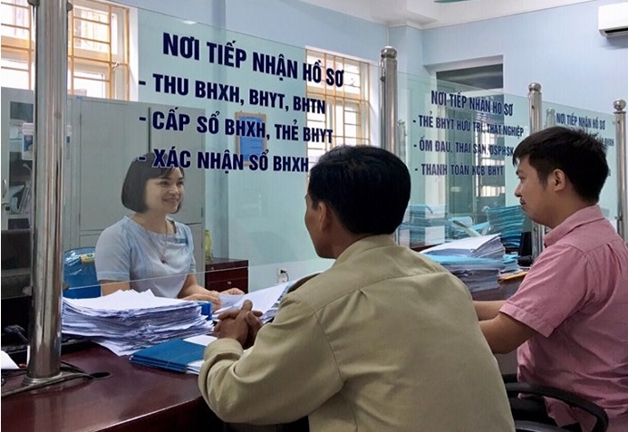 Lấy người dân và doanh nghiệp làm chủ thể, trung tâm phục vụ