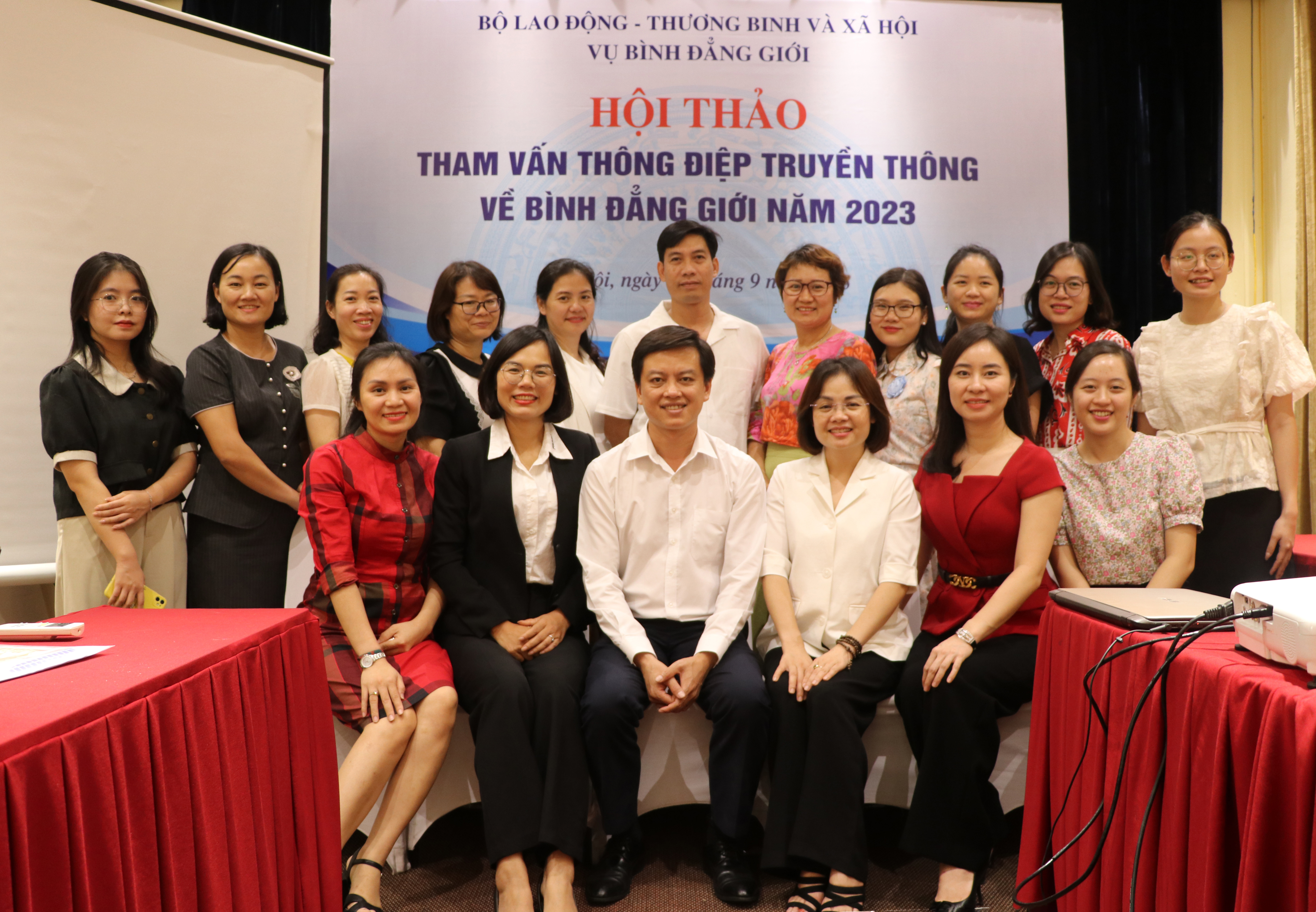 Truyền thông là một trong những giải pháp quan trọng nhất góp phần xóa bỏ định kiến giới và tiến tới bình đẳng giới thực chất