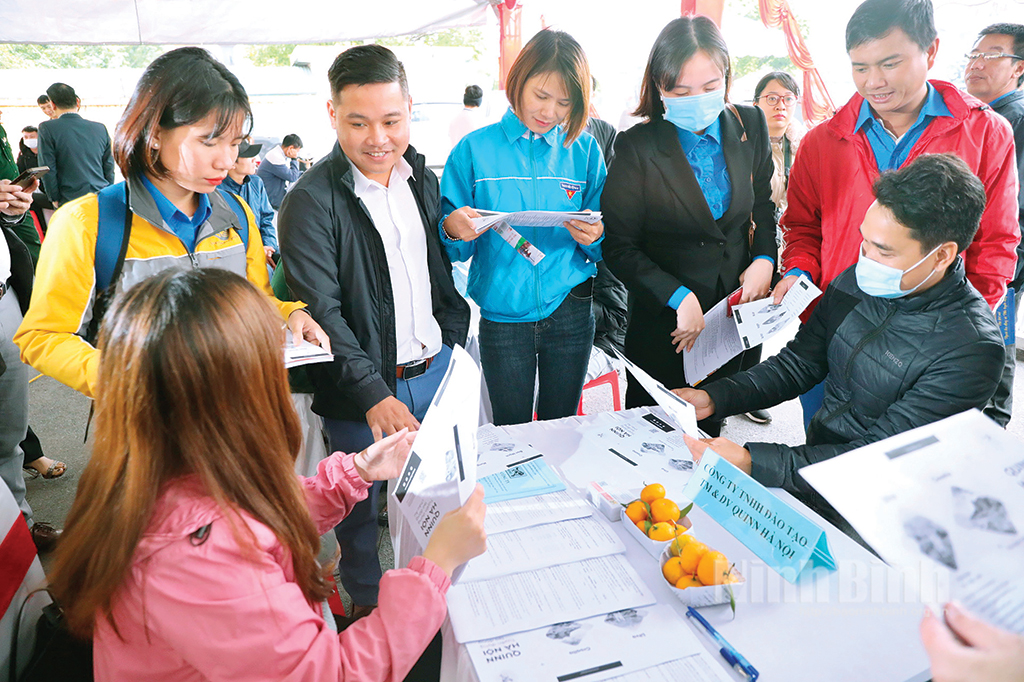 Ninh Bình thúc đẩy tư vấn xuất khẩu lao động tại trường nghề