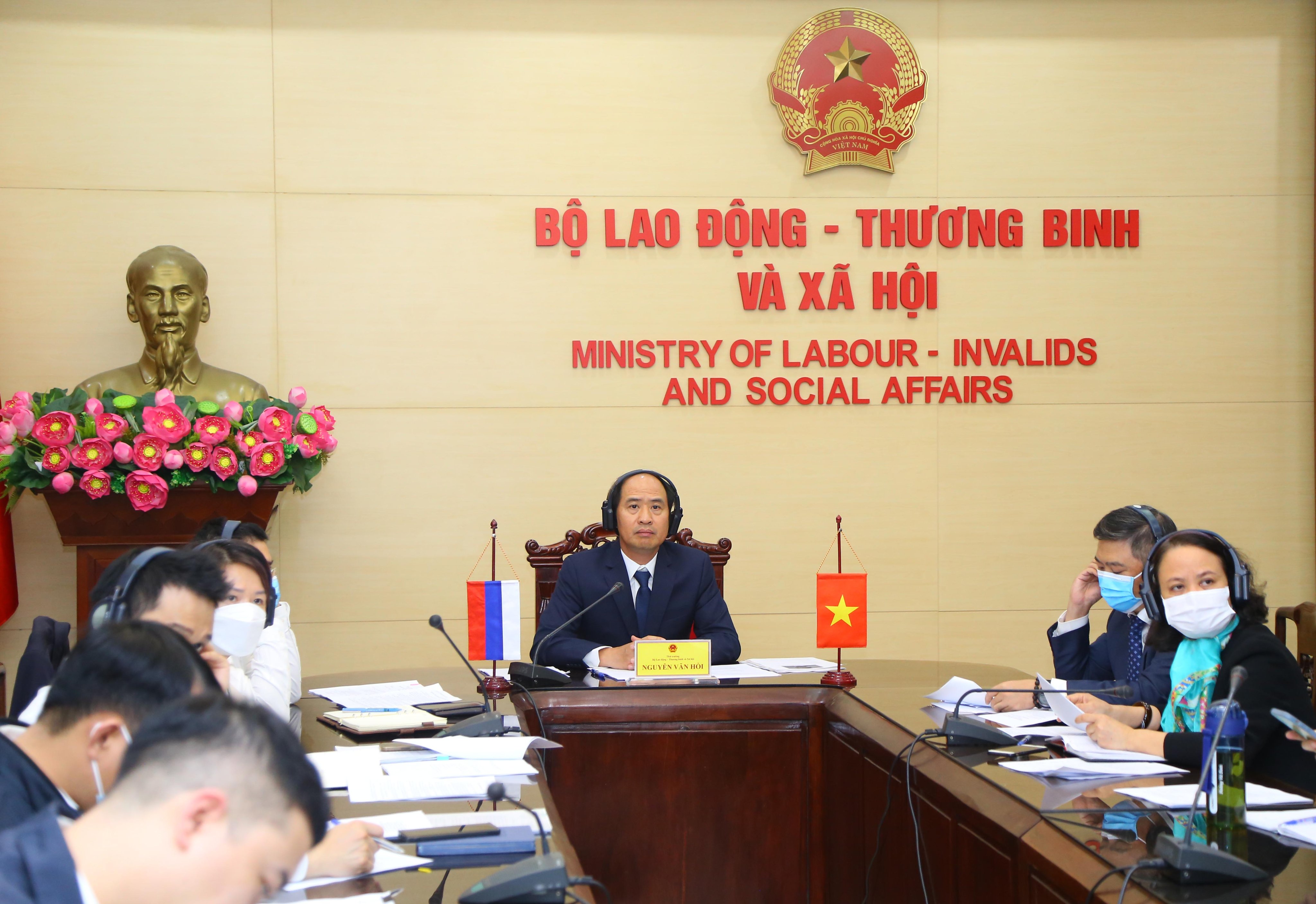 Tăng cường hợp tác lao động giữa Việt Nam – Liên Bang Nga