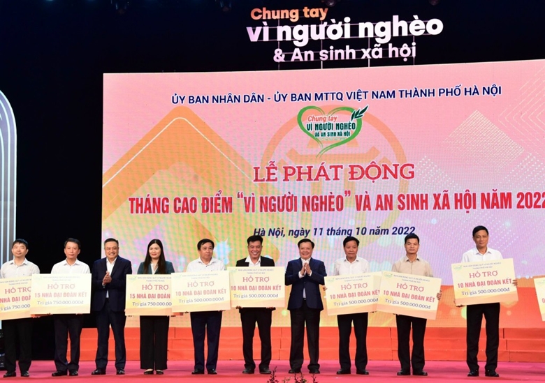 Hà Nội phát động Tháng cao điểm ''Vì người nghèo và an sinh xã hội'' năm 2022