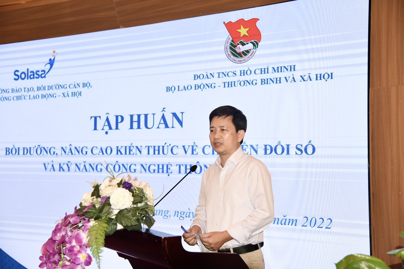 acc4526b6b48af16f659.jpg